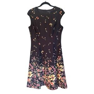 NWT Maggy London Black Floral Dress Size 8